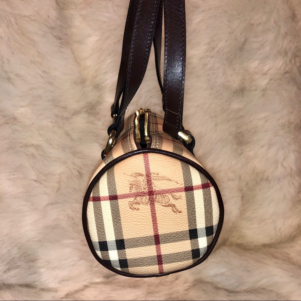 BURBERRY Vintage Check Leather Barrel Bag, NWOT - Picture 6 of 15